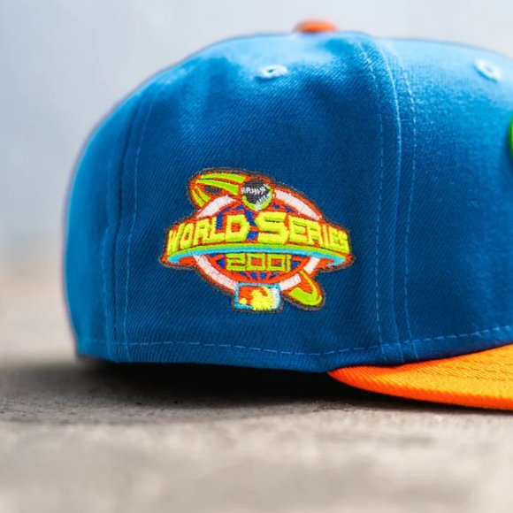 New Era Arizona Diamondbacks 59FIFTY Fitted Hat 2001 World Series Patch - Picture 9 of 10